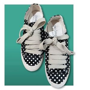 𝙿𝚎𝚍𝚛𝚘 𝙶𝚊𝚛𝚌𝚒𝚊 • Phat Laced Polka Dot Sneakers